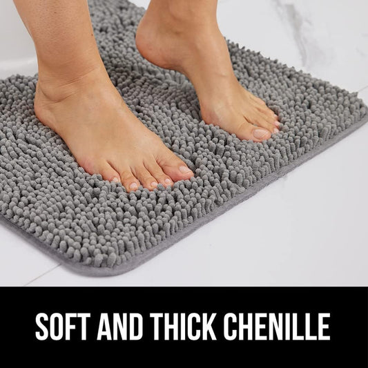 Chenille Bath Mat with Rubber Backing, 51x76 cm, Quick-Dry and Machine Washable, Soft Absorbent Rug for Shower and Tub Floors, Grey Bathroom Accessory